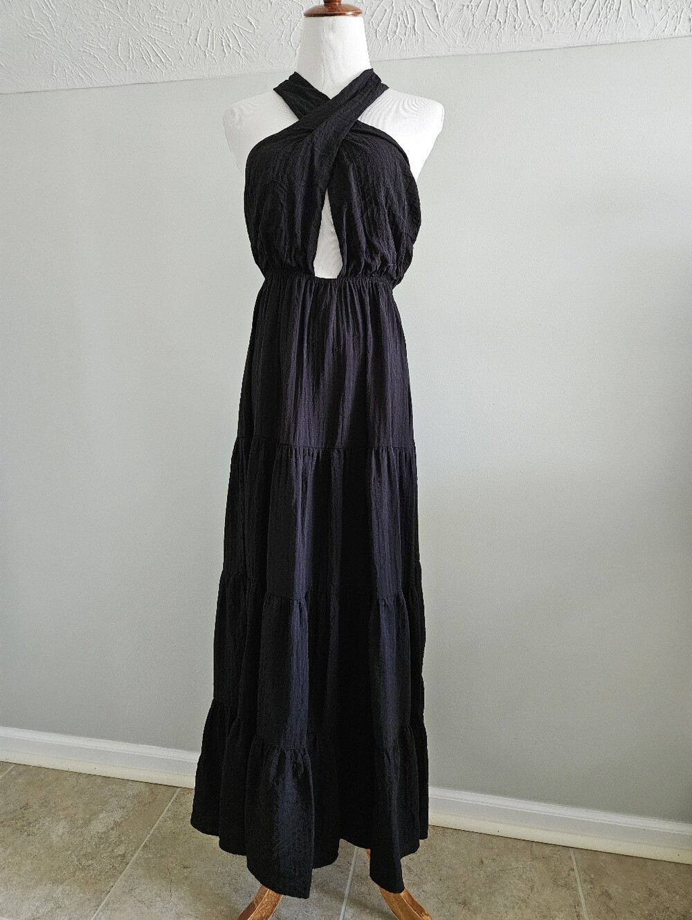 LUSH | Black Cross-Front Maxi Dress